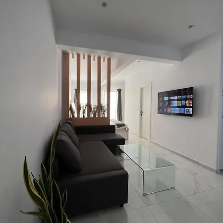 Modern 1-bedroom In The Center *